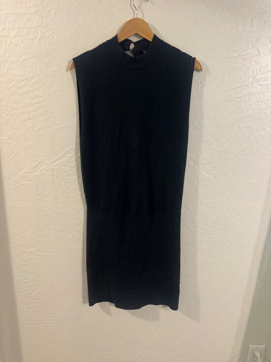 Free People Dresses & Skirts - Free People Black Open Back Boxy Sleeveless Chic High Neck Midi Dress